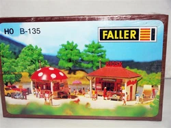 Cette maquette a été assemblée puis mise dans une boite (mais pas celle dorigine bien sur une fois assemblée). à...