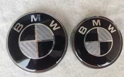 2PCS Front & Rear Black & White Carbon Fiber (82mm & 74mm) BMW Badge 51148132375. Color: black and white.