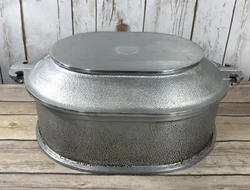 Lid Doesnt Sit Flush. More like just sits on top rather then fits in. No hassle!
