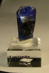 Cristal de tanzanite de Tanzanie.