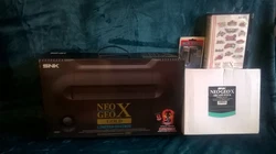 neo geo x full set nib. version EUR gold limited édition, + sd card 5000 games, boites ouvertes, stickers présents,...