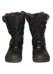 Quest “girl’s Powder” Boots. 100% acrylic faux fur trim. 100% polyester faux fur lining. Beautiful boots for...