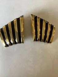 vintage black and gold clip on earrings.