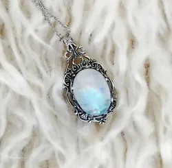 Vintage Moonstone Necklace. Energy-cleansed by an intuitive medium and healer. ***ALL customers of White Light...