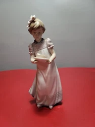 Vintage Lladro #5429 Retired HAPPY BIRTHDAY Figurine. Girl with Cake 8
