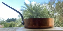 This vintage saute pan from E. DEHILLERIN PARIS is a unique addition to your collection. Made of copper, this pan has a...