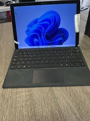 Microsoft Surface Pro4 12,3 Pouces Core I5 2,40GHz SSD 256GB M2 8Go Excellent Etat.