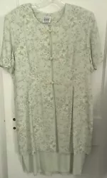 Vintage R & M Richards by Karen Wong Dress Short Sleeve Attached Jacket Easter. Gorgeous mint green floral dress....