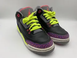 Nike Air Jordan 3 Retro Black Atomic Joker Purple White 441140-039 Size GS 5.5Y. Condition is “Used”. Good used...
