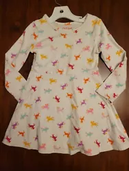 Girls Cat And Jack Unicorn Dress Size 5. Some wash wear and small stain.