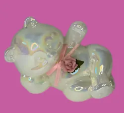 Fenton Reclining Bear Iridescent Glass Pink Rose Ribbon Sweet Gift Collectible. Beautiful piece of Fenton, in very good...