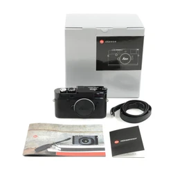 Product code: 20062. Like new for sure not much used Leica M10-R Black Paint in box. Of course no signs at all. Plastic...