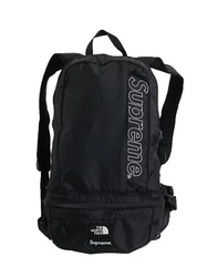 supreme backpack 100%authentic North face￼.