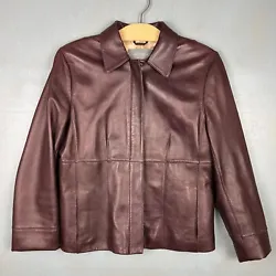 Jacket is in good pre-owned condition.